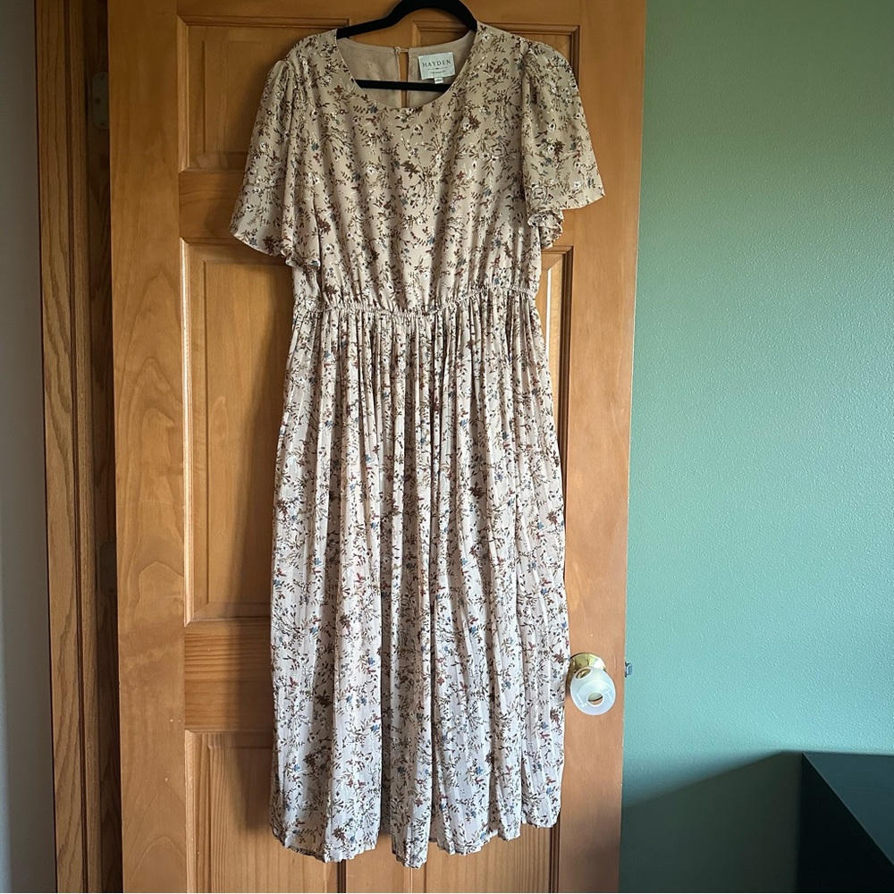 Pinkblush Floral Pleated Midi Dress - Beige - Picture 3 of 5